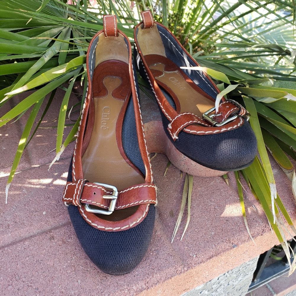 Chloe  canvas and leatehr buckle flat - Picture 5 of 11